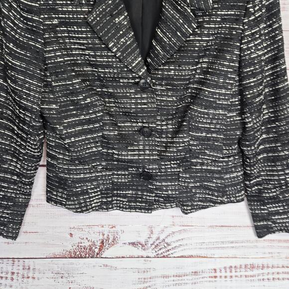 Lafayette 148 Black White Crop Tweed Blazer 10 Petite Prep Academia Quiet Money - Picture 3 of 13